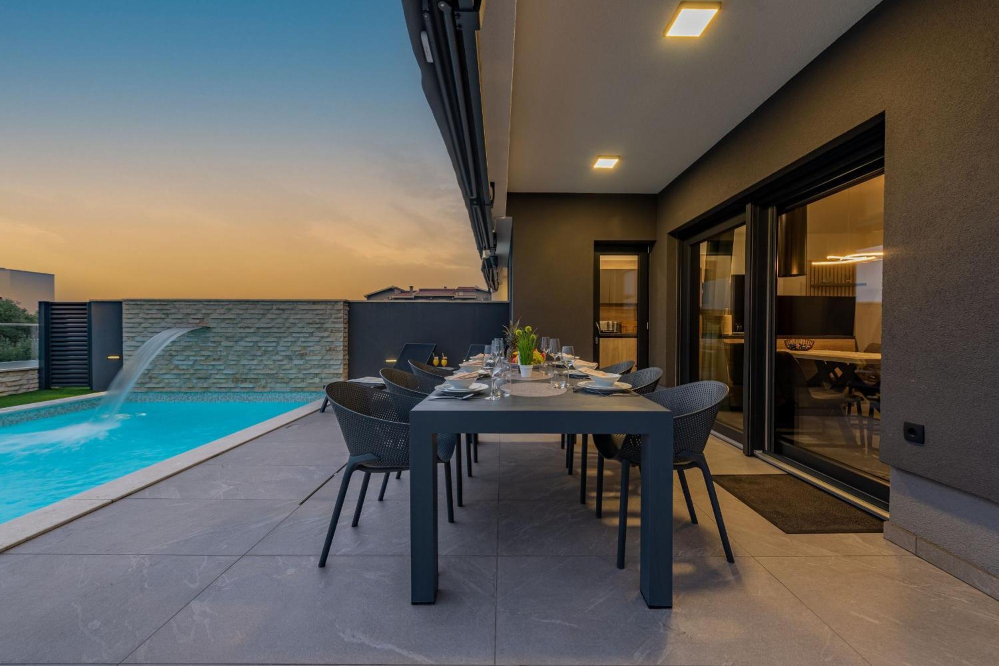 Villa Blue Sky 2 Zadarvillas ตูรันญ์ ภายนอก รูปภาพ